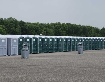Porta Potty Rentals for Festivals & Large Events: Comfort, Convenience, and Cleanliness with Jay’s Portables